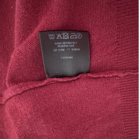 Loro Piana Men's Superlight Long Sleeve Crewneck 100% Cashmere Tibetan Red IT 48 - Picture 15 of 16